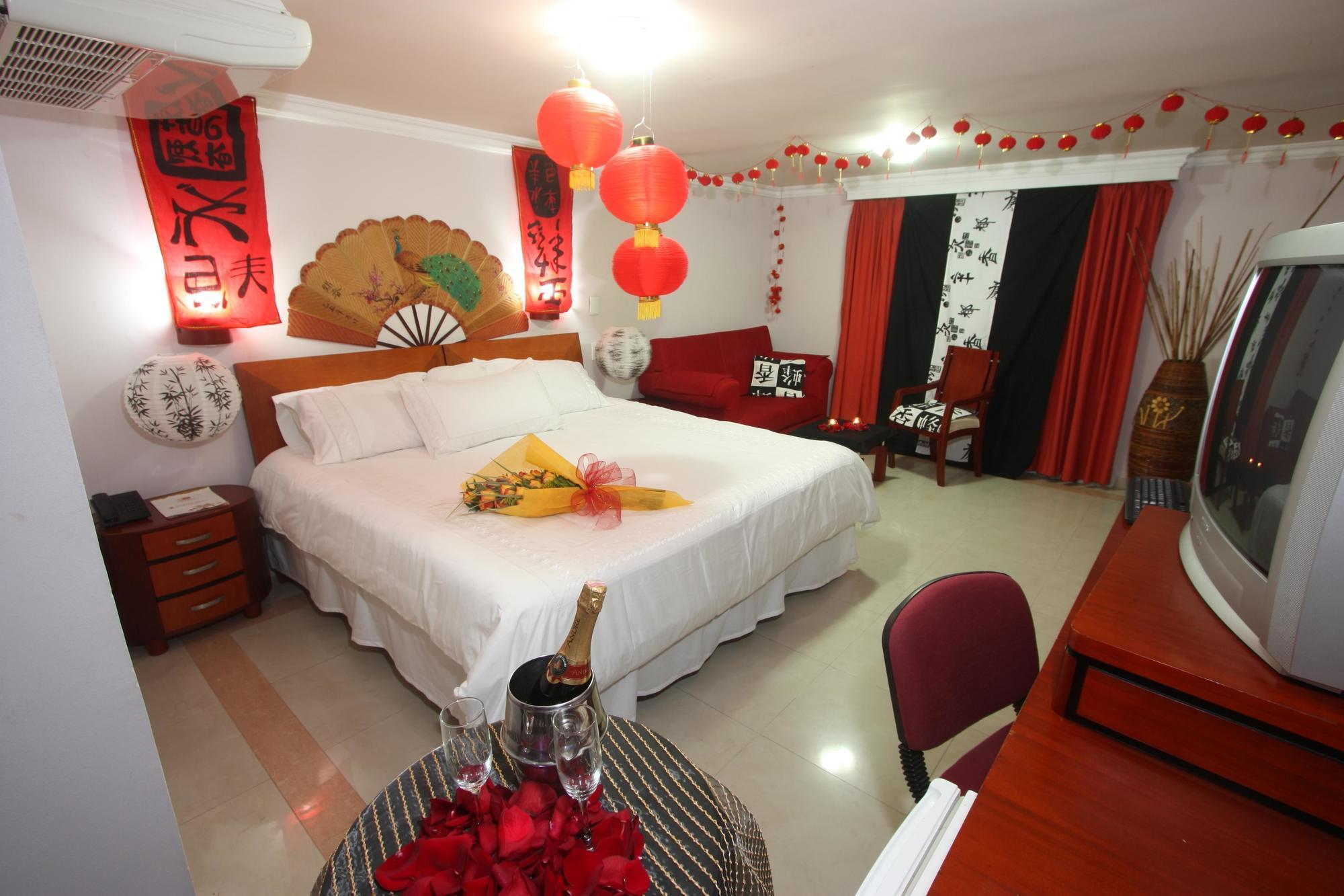 Charthon Inn Баранкила Екстериор снимка